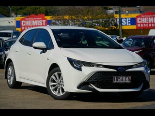 2024  Toyota Corolla Ascent Sport E-CVT Hybrid Hatchback (Glacier White) Used Car Thumbnail