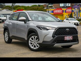 2025  Toyota Corolla Cross GX 2WD Wagon (Stunning Silver) Used Car Thumbnail
