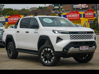2025  Toyota Hilux SR5 Double Cab 48V Utility (Glacier White) Used Car Thumbnail